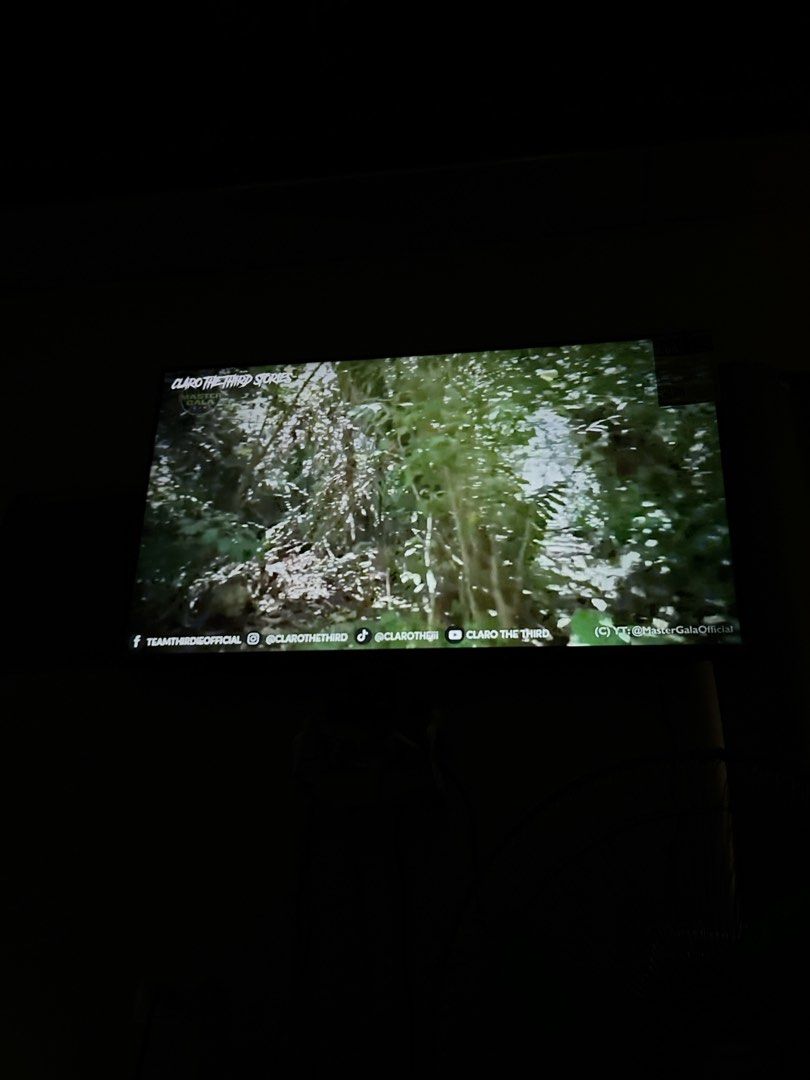 RUSH FOR SALE - Sony 40” TV (Category: TV) located in Angeles City. Submitted by prelove_mae (Listing ID 1458697370, Image 2). Description: 📺 Sony 40” Basic TV — FOR SALE ✅ 40” Screen ✅ No issue — all working ✅ Clear picture & good sound ✅ Good condition 📍 Meet-up: Angeles City 💰 ₱5,799 negotiable.