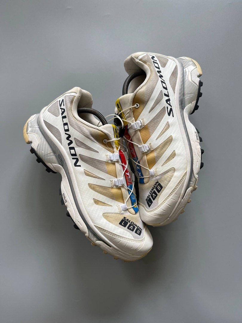 SALOMON XT4 WHITE (10US) (Category: Sneakers) located in Baguio. Submitted by grabUrPairs (Listing ID 1458718495, Image 3). Description: EXCELLENT SIGNS OF USAGE 10US/28CM PAIR ONLY AUTHENTIC.