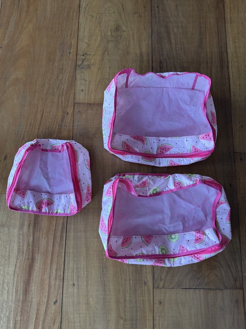 Set of 3 Mesh Packing Cubes (Category: Storage Boxes & Baskets) located in San Juan City. Submitted by starrynight13 (Listing ID 1458788172, Image 1). Description: RFS: Don’t use anymore .