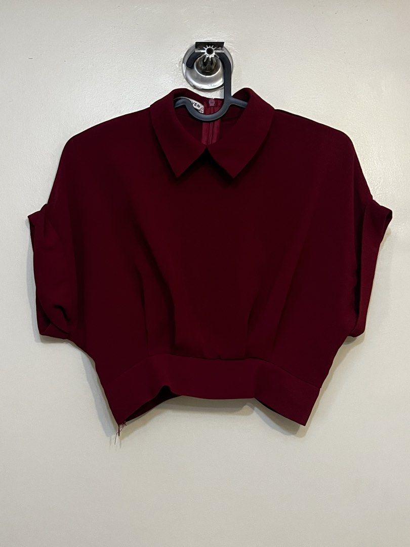 SEVENTH HEAVEN Crop Top (Category: Blouses) located in Quezon City. Submitted by declutteringbyjam (Listing ID 1458730674, Image 1). Description: - preloved -xs to small -additional for sf.