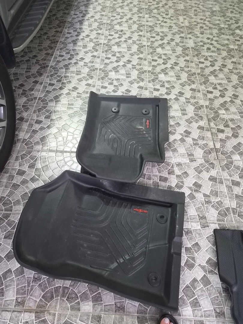 Shark matting for Ford Everest Titanium (Category: Upholstery, Seatcovers and Other Interior Parts and Accessories) located in Rizal. Submitted by nhacio06 (Listing ID 1458783131, Image 1). Description: - Shark matting set specifically designed for Ford Everest Titanium. - Protects your vehicle's interior from dirt, spills, and wear. - Durable and high-quality material - Features a textured design for enhanced grip and debris trapping ready to sh
