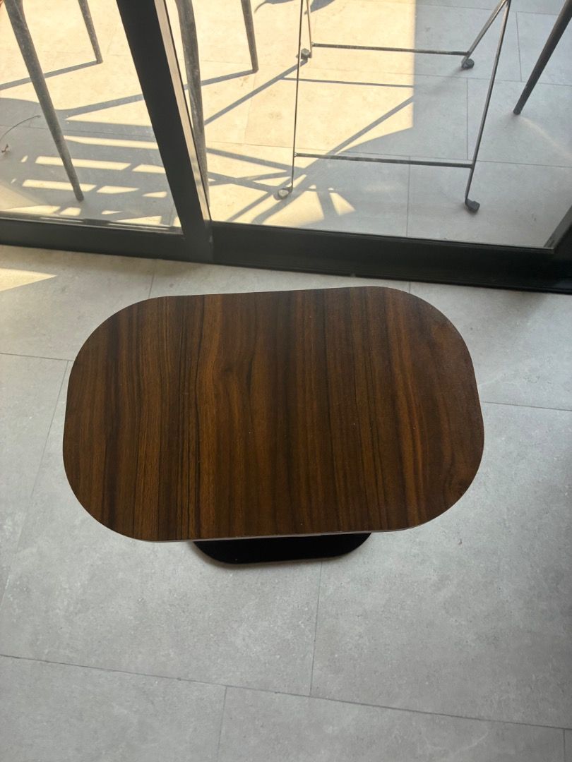 Side table (Category: Tables & Sets) located in Singapore. Submitted by j.1c5bf2 (Listing ID 1458767916, Image 2). Description: .