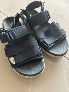 (Category: ) located in . Submitted by preloved.menarik (Listing ID 1458695267, Image 1). Description: .
