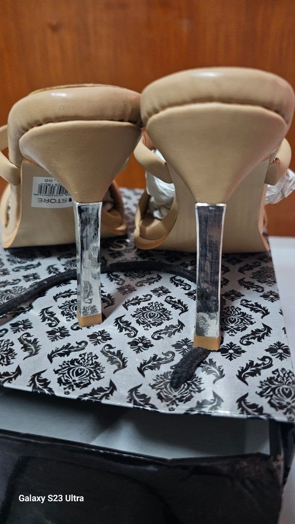 SM Store Olivia Beige Strappy Heels (Category: Heels) located in Paranaque City. Submitted by mystuffmel (Listing ID 1458774317, Image 3). Description: - Beige strappy heels from SM Store - Size 38 - Square toe design - Clear block heel - worn ocassionally with tags attached - Includes original box - Extra heel tips included.
