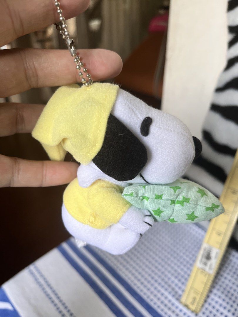 Snoopy nap time bag charm (Category: Character Goods) located in Paranaque City. Submitted by bonsaiart (Listing ID 1458731756, Image 2). Description: Pre owned Good condition 280+sf Payment via GCASH or paymaya No to meetup No to cop / cod Shipping via j&t only.