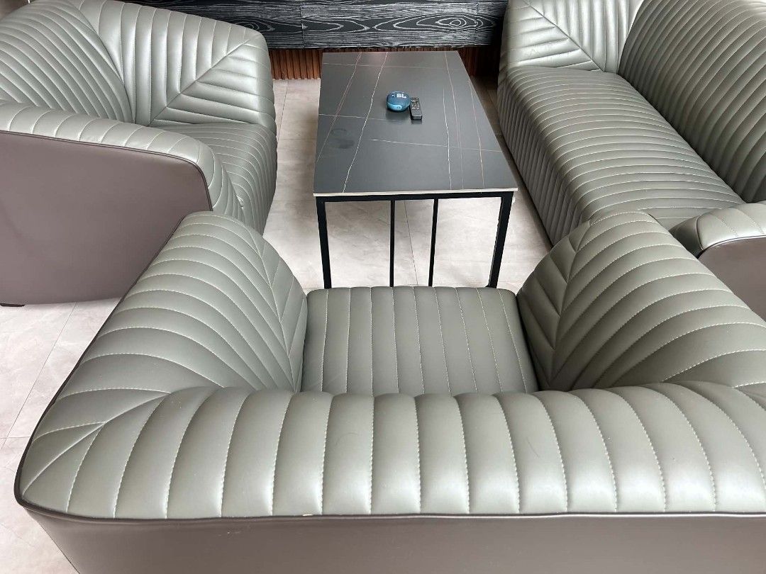 SOFA SET ALL AROUND PURE LEATHER (Category: Sofas) located in Santa Rosa. Submitted by viahmanalo (Listing ID 1458692129, Image 2). Description: .