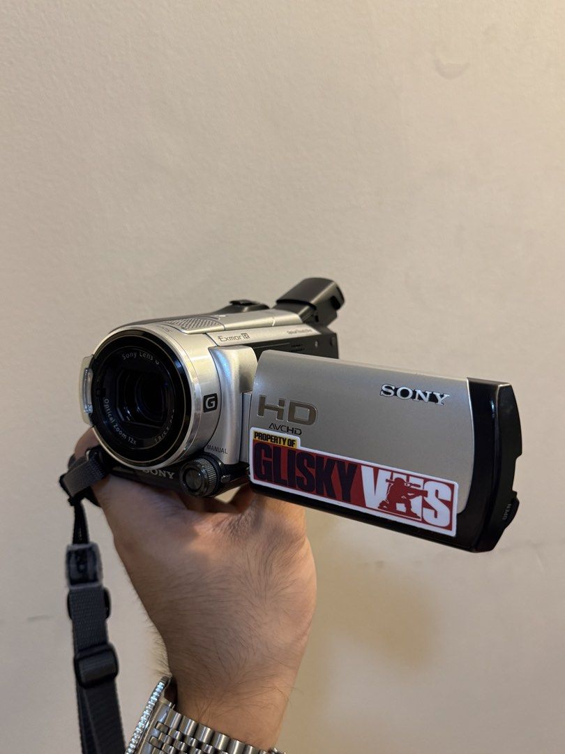 Sony Handycam HDR XR-500v (Category: Cameras) located in Manila. Submitted by gliskyvhs (Listing ID 1458695957, Image 2). Description: - Sony HD Camcorder - Features Optical SteadyShot for stable footage - 12x Optical Zoom to get closer to the action - Clear screen with visible menu - Battery included and attached - Ready for your next video project - nightshot works.