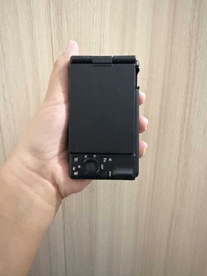 Sony ZV-1M2 for Vlogging (Category: Video Cameras) located in Quezon City. Submitted by krishaaira (Listing ID 1458877244, Image 2). Description: This was bought this year (2026) Used only in concerts so I rarely use it. Got a small issue, small scratch (see photos) Nag exchange kami ng friend kasi I cause the scratches. I also got the battery of the camera I bought recently. Working perfectly fine You can check it Inclusions: Camera Battery Came