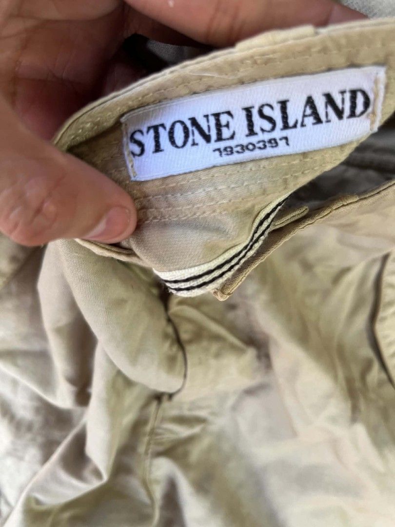 Stone Island 1990s Linen Blend Cargo Shorts (Category: Shorts) located in Sindangan. Submitted by waterbop (Listing ID 1458867827, Image 3). Description: Stone Island 1990s Linen Blend Cargo Shorts EXCELLENT CONDITION ISSUE ( PIN STAIN 📩 ) COLOR RATE 10/10 W 34" L 23.5" LEG WIDE 12" 3,499 + SF LOC MINDANAO.