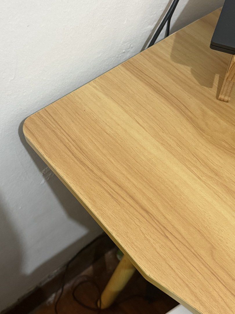 Study Table (Category: Tables & Sets) located in Kuala Lumpur. Submitted by secondlove.finds (Listing ID 1458767771, Image 2). Description: - 120cm - self pickup - great condition - moving out so just clearing the house .