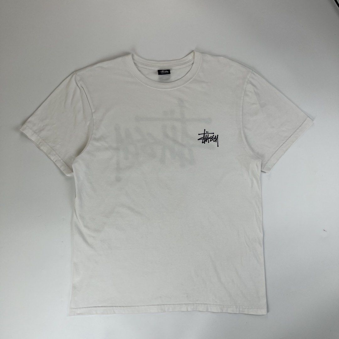 STUSSY WHITE TEE✨ (Category: Tshirts & Polo Shirts ) located in Iloilo. Submitted by anonymous_ph (Listing ID 1458851776, Image 1). Description: STUSSY WHITE TEE✨ SIZE-MEDIUM -WIDTH 21 -LENGTH 28 -CR 9.5/10 (EXCELLENT / NO FLAW) -AUTHENTIC DM IF INTERESTED 📩.