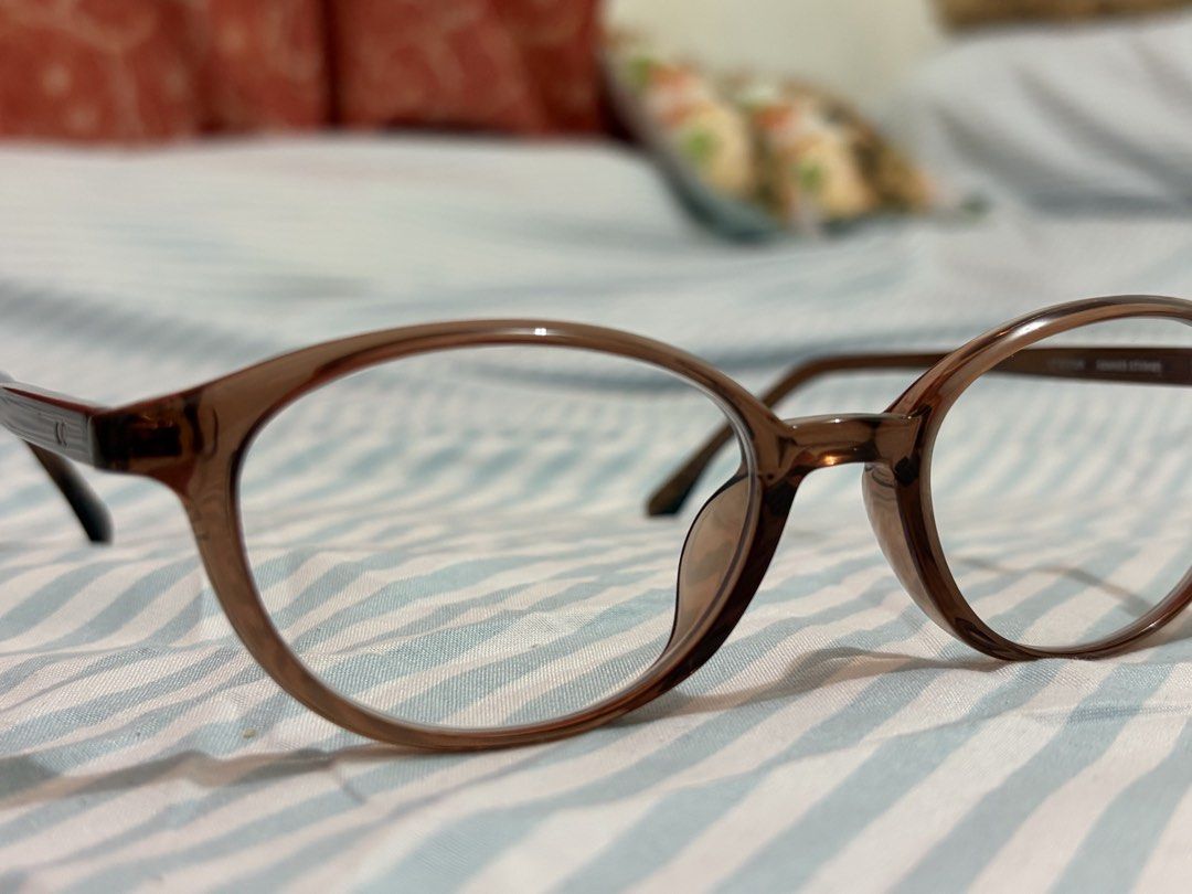 Sunnies Studios - Millhouse Nutmeg (Category: Sunglasses & Eyewear) located in Quezon City. Submitted by ninay.s (Listing ID 1458700800, Image 1). Description: - Brand: Sunnies Studios - Model: Millhouse (Nutmeg) - Lens: Clear + Anti-radiation (50/75 eye grade, can be changed through Sunnies) - Slightly used for only 4 months (got this April 2026 lang) - Lightweight and perfect for casual/office use - Other adjustments you prefer can be done thro