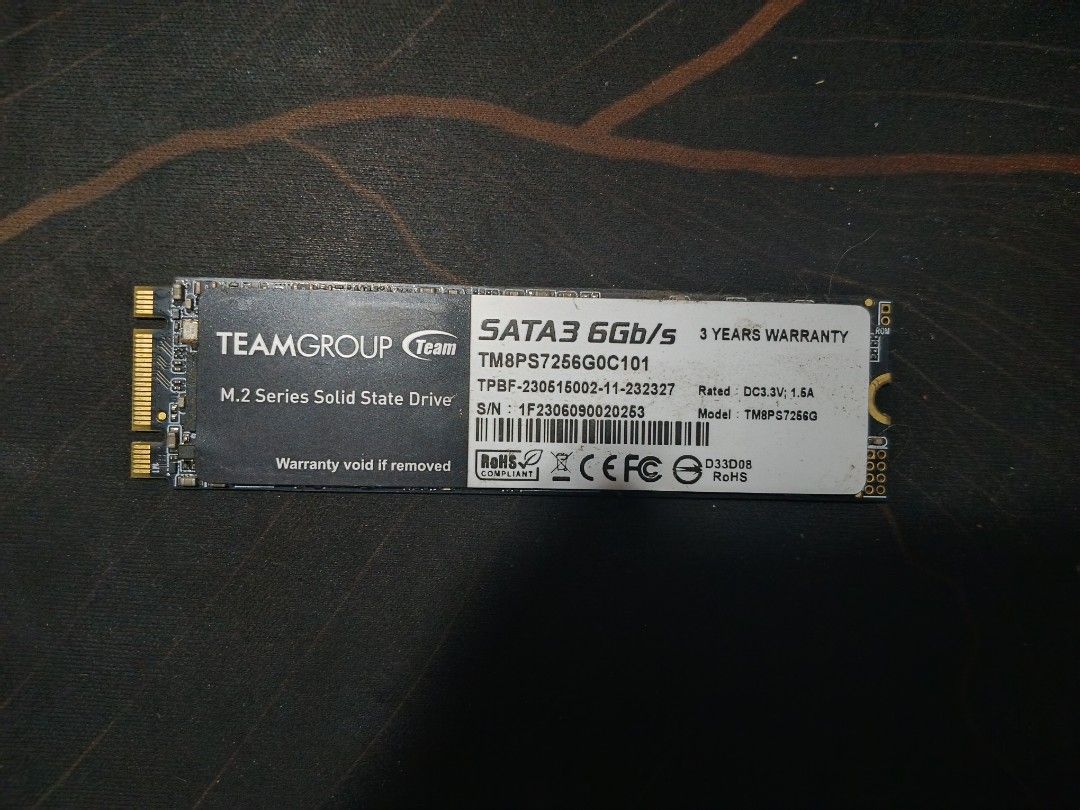 Team Group Sata 3 /M.2 256 Gb SSD (Category: Hard Disks & Thumbdrives) located in Manila. Submitted by kaizeiii (Listing ID 1458833865, Image 2). Description: F.S Upgrading , Just format it yourself it has an OS Win 11 so probably after installing just need a complete format Price : As is Piece/s : One item lng po.