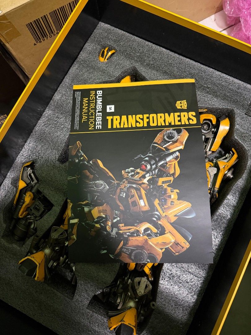 Threezero 3A Transformers Optimus Prime & Bumblebee (Category: Figurines & Statues) located in Mandaluyong City. Submitted by belikev (Listing ID 1458746464, Image 2). Description: - Set includes Optimus Prime and Bumblebee Transformers action figures. - Both figures are highly detailed and articulated. - Comes with accessories. - Instruction manual included for both - Figures are in excellent, carefully stored condition. - Ideal for collectors a