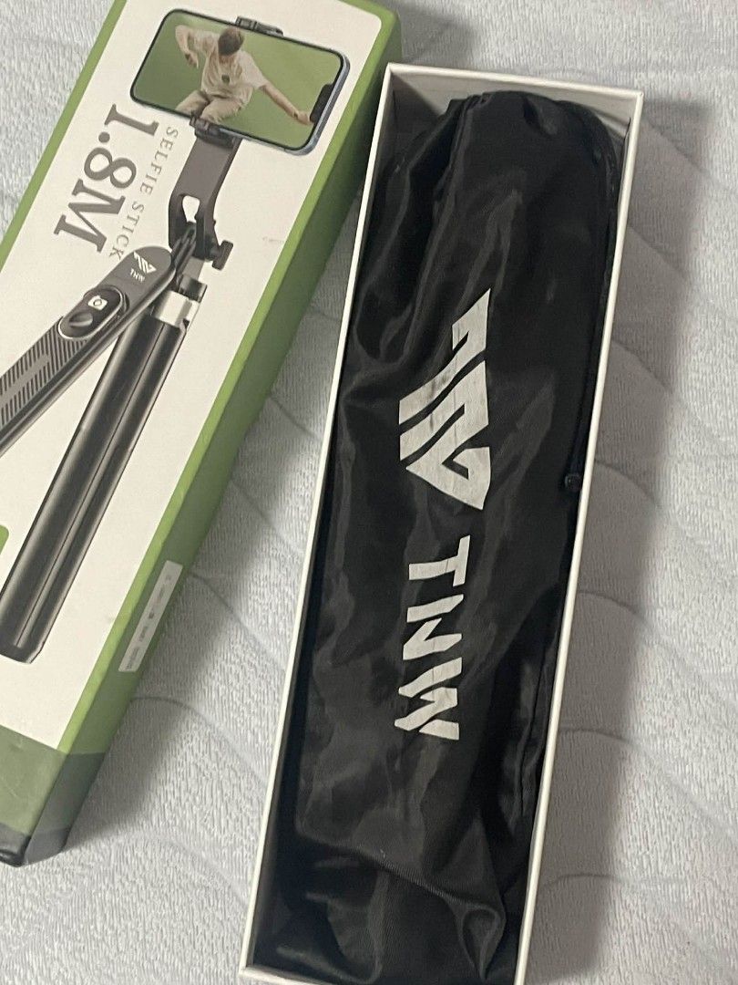 TNW S25 Selfie Stick Tripod (Category: Tripods & Monopods) located in Rizal. Submitted by magi_declutters (Listing ID 1451904664, Image 2). Description: TNW S25 Selfie Stick/Tripod - 400 (negotiable) - Bought for 580 - Used but not abused - Can connect to Android and IOS Inclusions: - Tripod, bluetooth remote, bag, manual, & box - No charger (Type C).