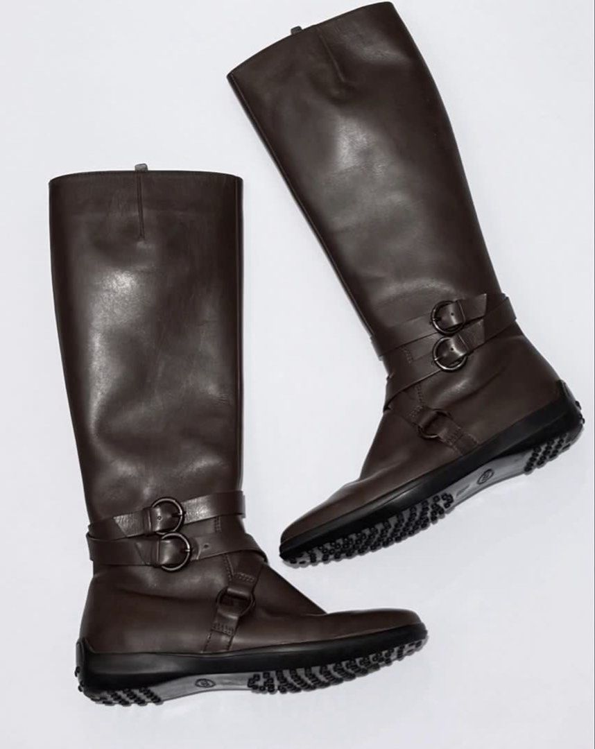 Tod's Dark Brown Knee High Boots (Category: Boots) located in Taguig. Submitted by walomapool (Listing ID 1458709446, Image 1). Description: can fit size US women's 5-6 used only a few times rfs: not my style anymore price is negotiable <3.