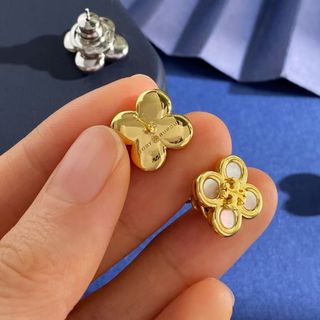 （分類：）位於 。 由 jewelryearringsantiqueshop 提交（商品編號 1458767243，圖片 1）。簡介： 。