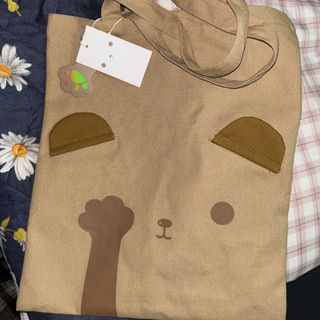 (Category: ) located in . Submitted by shopwithnura (Listing ID 1458862418, Image 1). Description: .