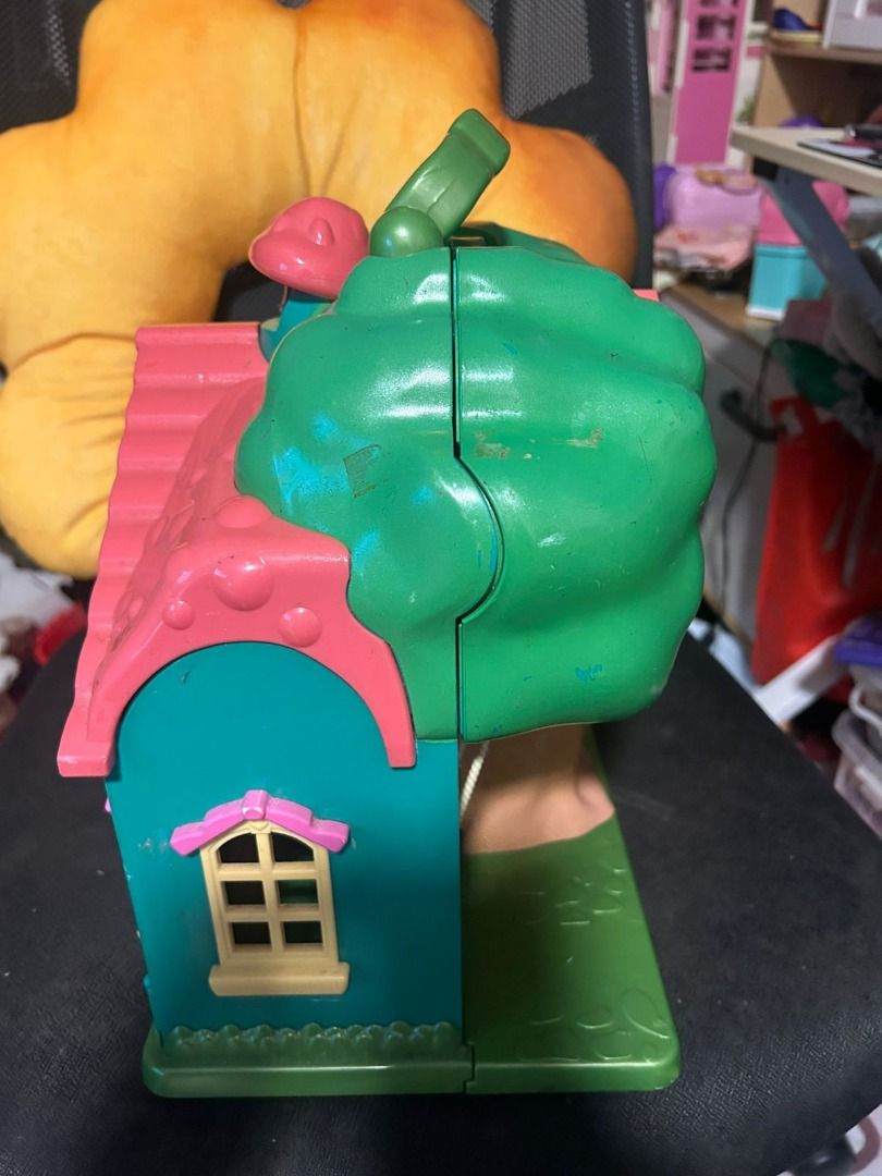 Treehouse Playset with Swing and Carry Handle (Category: Kids Toys) located in Las Pinas. Submitted by whatzupriley (Listing ID 1458796987, Image 2). Description: - Fun treehouse playset - Multiple levels for imaginative play - Includes a swing - Folds up for easy storage - Unique tree-like exterior design - Minor scuffs on the green exterior part.