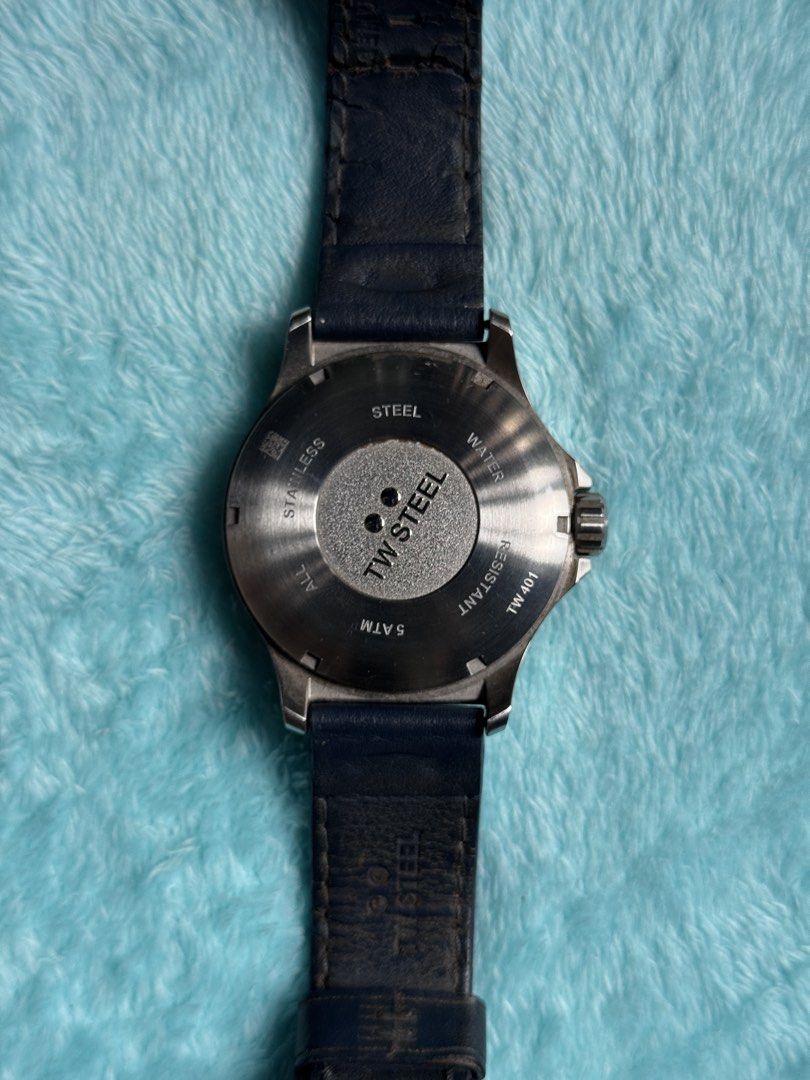 TW Steel Pilot TW401 (Category: Men's Watches) located in Manila. Submitted by enzomagbat44789 (Listing ID 1458766424, Image 2). Description: TW Steel Pilot TW401 48mm | Quartz Movement | Sunray Blue Dial Used | Watch only | Slight Negotiable Meetup | JnT | LBC (COD).
