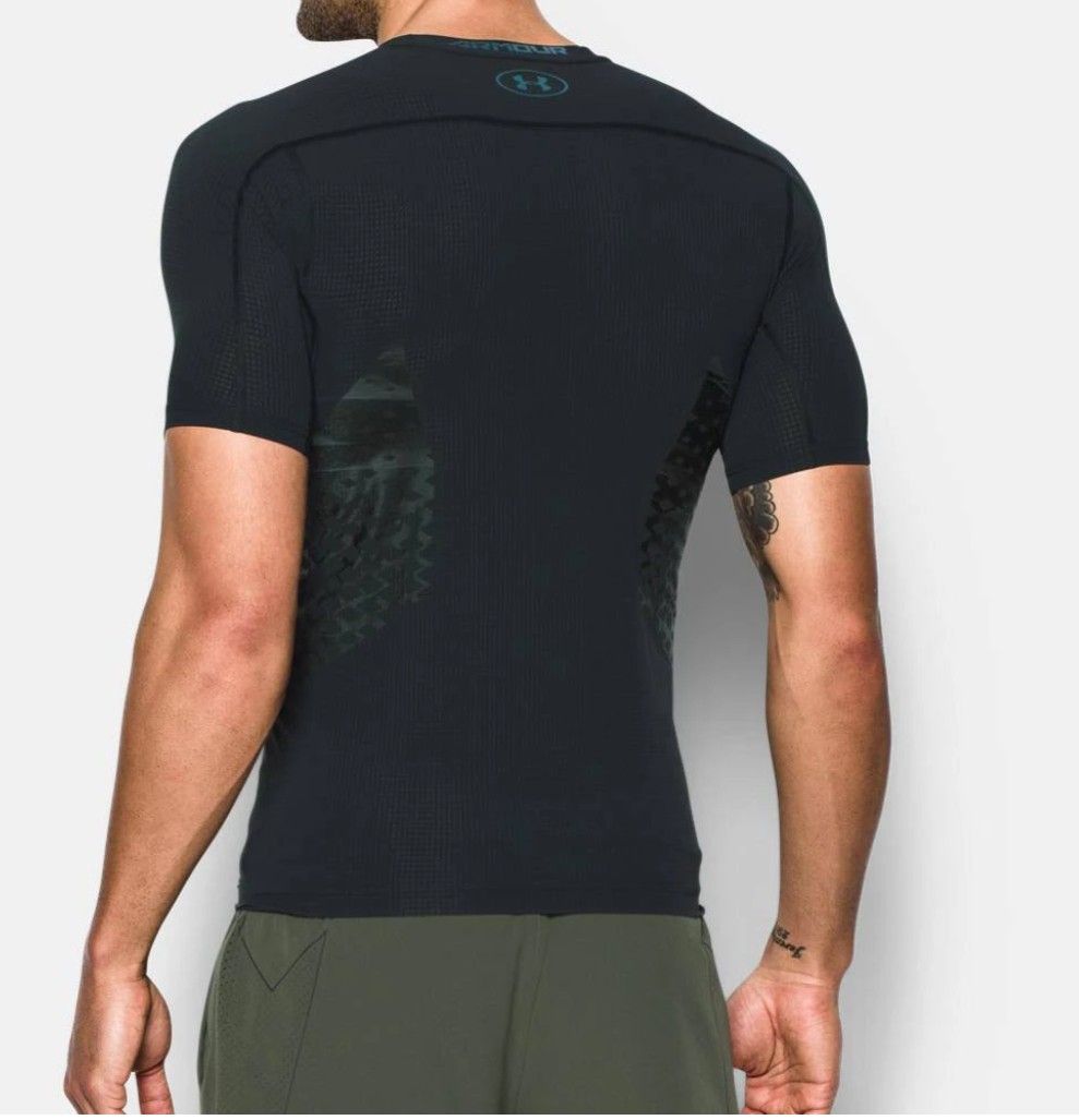 Under Armour Compression T-Shirt XL Black (Category: Activewear) located in Davao. Submitted by vndrgd (Listing ID 1458805021, Image 2). Description: - Under Armour Short Sleeve Compression T-Shirt - Color: Black with Green Logo - Size: XL - Ideal for Workouts or Layering - Measurements: 18" Wide, 25" Long - Condition: Good, worn only a few times.