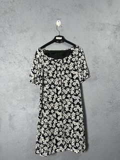 (Category: ) located in . Submitted by basicthrifted (Listing ID 1458723053, Image 1). Description: .