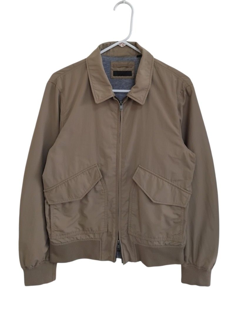 Uniqlo CWU Nylon Flight Jacket (Category: Coats, Jackets and Outerwear) located in Pasig City. Submitted by hustlexcurate (Listing ID 1458813574, Image 1). Description: Uniqlo CWU Nylon Bomber Flight Jacket Size MEDIUM Dimensions: 21X25.