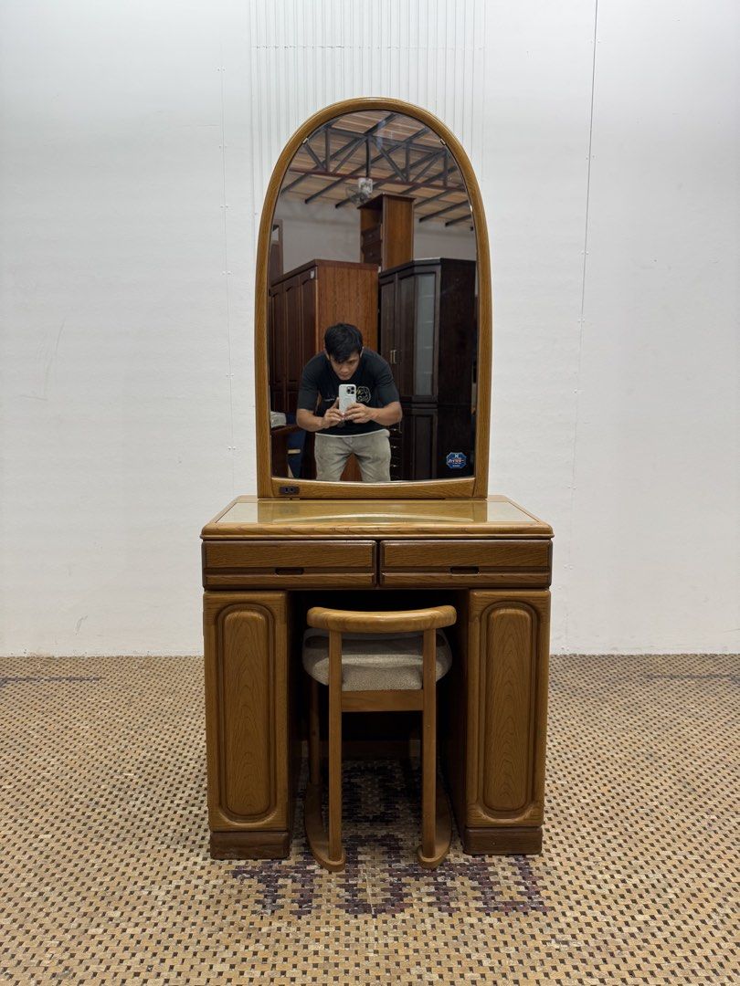 Vanity Dresser (Category: Tables & Sets) located in Quezon City. Submitted by matetdevis13 (Listing ID 1458743869, Image 1). Description: Vintage Wooden Vanity Dresser with Outlet Price: 8,500 L28 x W16.5 x H63.5/28 In good condition Code JMD30-M752.