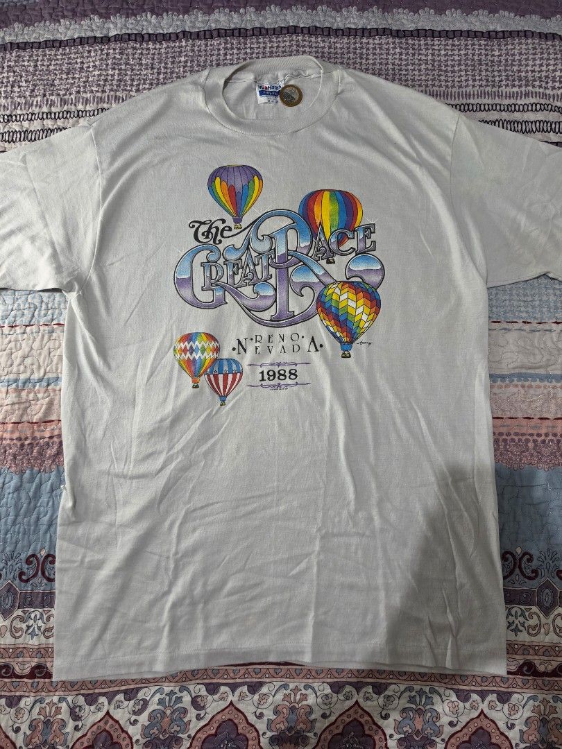 Vintage 80's Shirt (Category: Tshirts & Polo Shirts ) located in Santiago. Submitted by johnmichael1213 (Listing ID 1458702741, Image 2). Description: 1987-1988 Size L-XL 21-22width 28-29 length Single stitch all the way flawless/no issue.