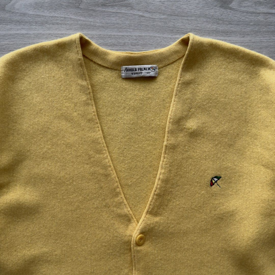 Vintage Arnold Palmer Cardigan (Category: Other Sports Equipment and Supplies) located in Zamboanga. Submitted by timelytreasuresthrift (Listing ID 1458761393, Image 3). Description: Vintage Arnold Palmer Cardigan Vintage Condition Actual measurements (Inches): 24.5 Length 20.5 Armpit to armpit 17 Shoulder 24 Sleeve Php 600 + sf .