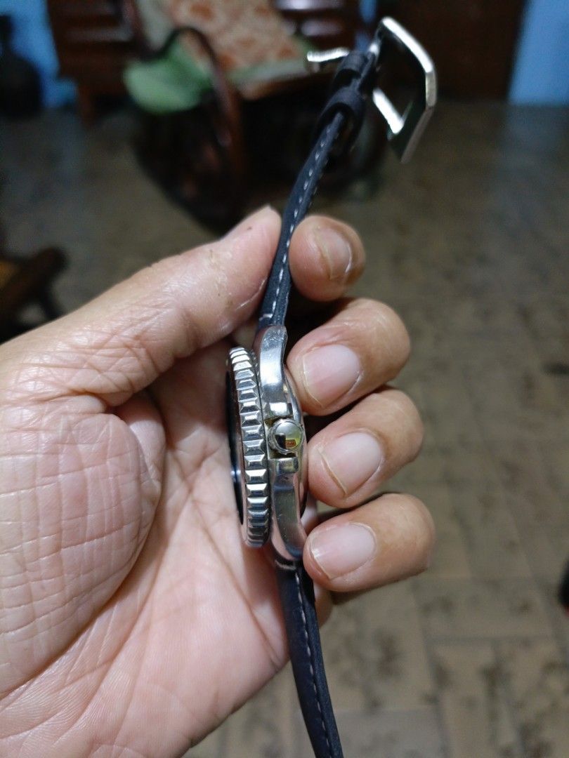 Vintage Citizen divers automatic watch (Category: Men's Watches) located in Paranaque City. Submitted by timeforus (Listing ID 1458753967, Image 2). Description: good working condition..