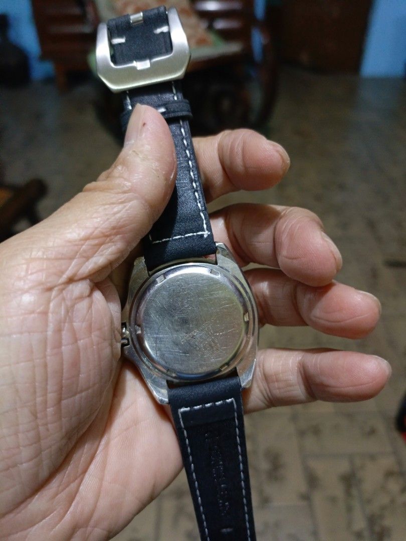 Vintage Citizen divers automatic watch (Category: Men's Watches) located in Paranaque City. Submitted by timeforus (Listing ID 1458753967, Image 3). Description: good working condition..