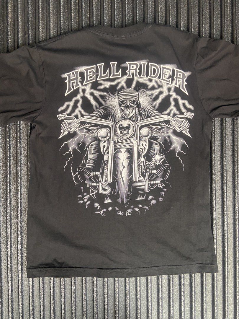 Vintage Hell Rider (Category: Tshirts & Polo Shirts ) located in Batangas. Submitted by get.looted (Listing ID 1458815832, Image 2). Description: Hell Rider Like New Reo Tag 21.5x28 XL on tag.