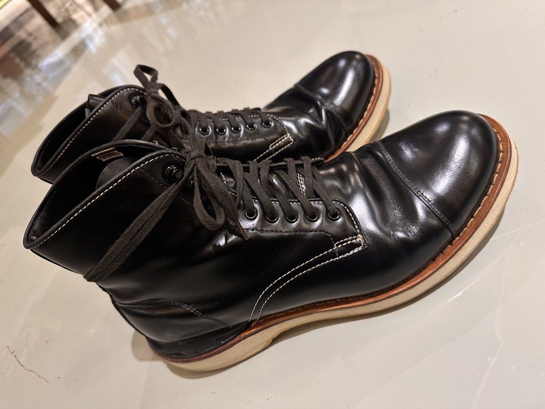 Visvim （分類：靴）位於 Hong Kong。 由 hipsternine 提交（商品編號 1458766930，圖片 3）。簡介： 香港鰂魚涌東建工廠大廈2/D 正式註冊實體店 請先預約 Tung Kin Factory Building 196-202 Tsat Tze Mui Rd By appointment 實體店：香港鰂魚涌地鐵站C出口步行2分鐘 預約制。