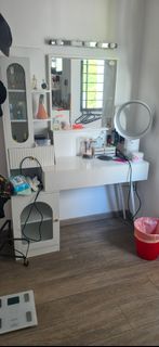 (Category: ) located in . Submitted by ladyjtan (Listing ID 1458696437, Image 1). Description: .