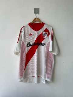 (Category: ) located in . Submitted by sundayfootballshirts (Listing ID 1458785043, Image 1). Description: .