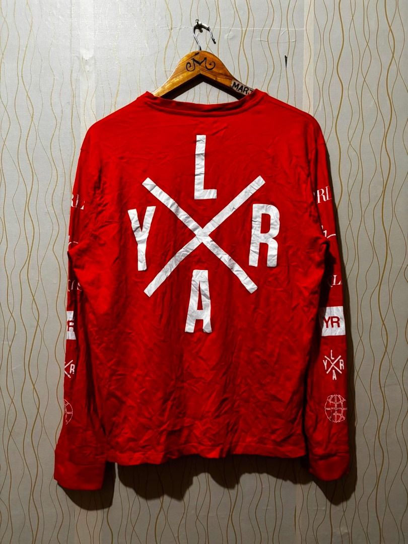Young & Reckless Long Sleeve (Category: Tshirts & Polo Shirts ) located in Davao. Submitted by marjonhdavin (Listing ID 1458743189, Image 3). Description: Size: Medium on tag (21" x 27.5") Condition: Excellent Color rate: 9/10 Issue: None.
