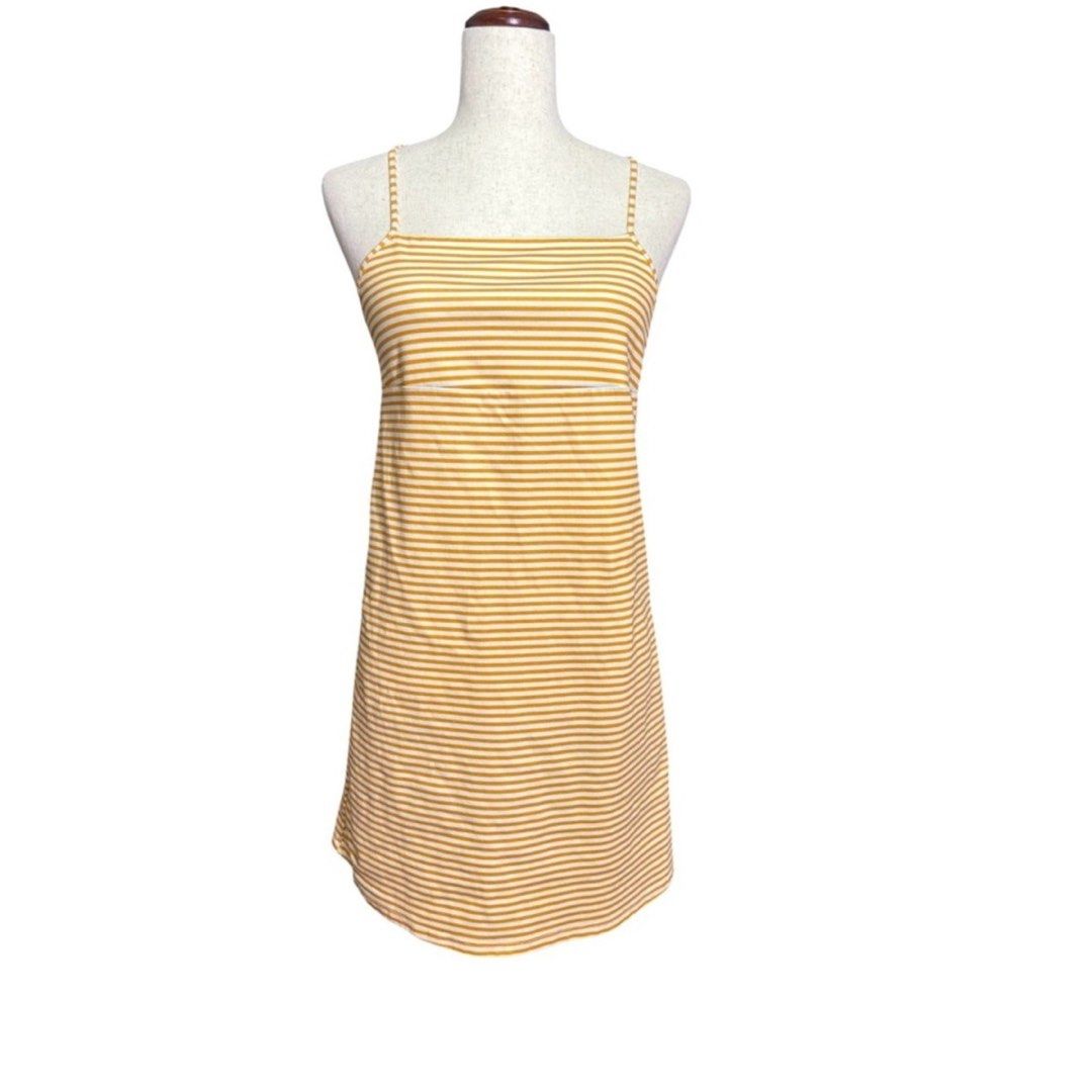 Zara Striped Mini Dress (Category: Dresses) located in Cainta. Submitted by paula_est (Listing ID 1458838648, Image 1). Description: cute, used less than 6x! .