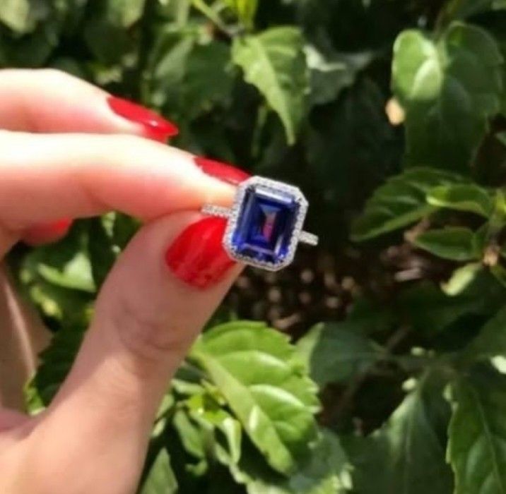 2ct square cut sapphire engagement ring 14k white gold (Category: Rings) located in Davao. Submitted by jewel808 (Listing ID 1453733089, Image 2). Description: 2ct square cut sapphire engagement ring 14k white gold Arrival 8days.