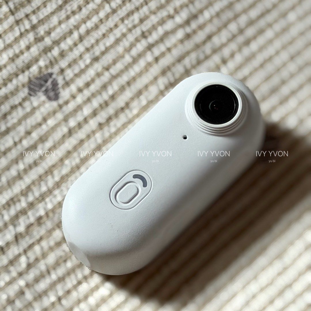 4k Thumb Sports Camera H88Pro (Category: Cameras) located in Cabuyao City. Submitted by ivyyvon (Listing ID 1453703098, Image 3). Description: ♥︎ Modofo H88 Pro 4K set | Thumb Sports Camera ♥︎ USB-C charging cable Waterproof case (up to 30 m) Camera frame/cage Magnetic chest mount with lanyard 360° rotating back clip Short mounting adapter 360° adjustable stand Helmet mount Bicycle/handlebar mount Curved and flat adhesive bases Php2,000.