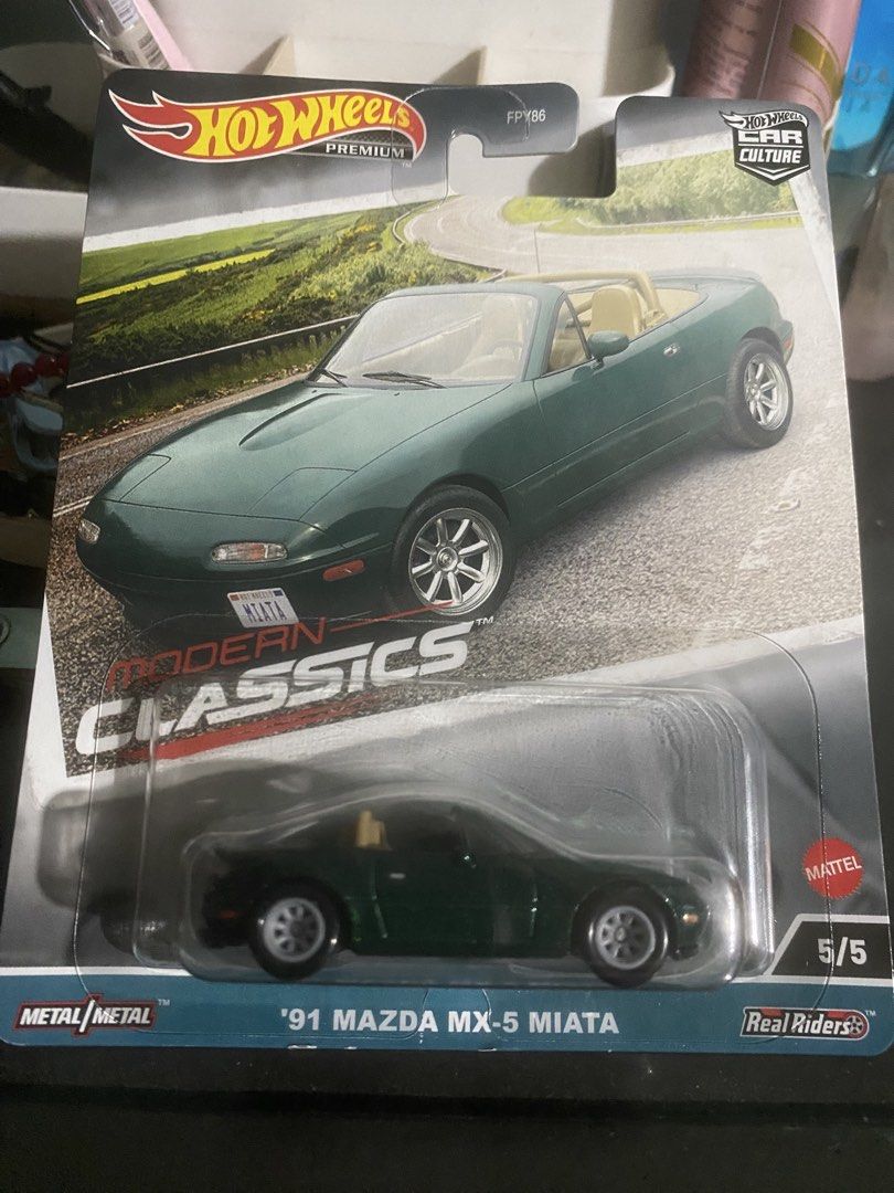 '91 Mazda MX-5 Miata Modern Classics Hot Wheels Premium (Category: Vehicle & Diecast Models) located in Baguio. Submitted by swishbaker (Listing ID 1453727206, Image 1). Description: - Hot Wheels Premium '91 Mazda MX-5 Miata - Part of the Car Culture series (5/5) - Metal/Metal construction - Real Riders wheels - Excellent for collectors Feel free to message me for any inquiries.