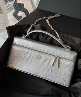 （分類：）位於 。 由 aprellimited 提交（商品編號 1453788574，圖片 1）。簡介： 。