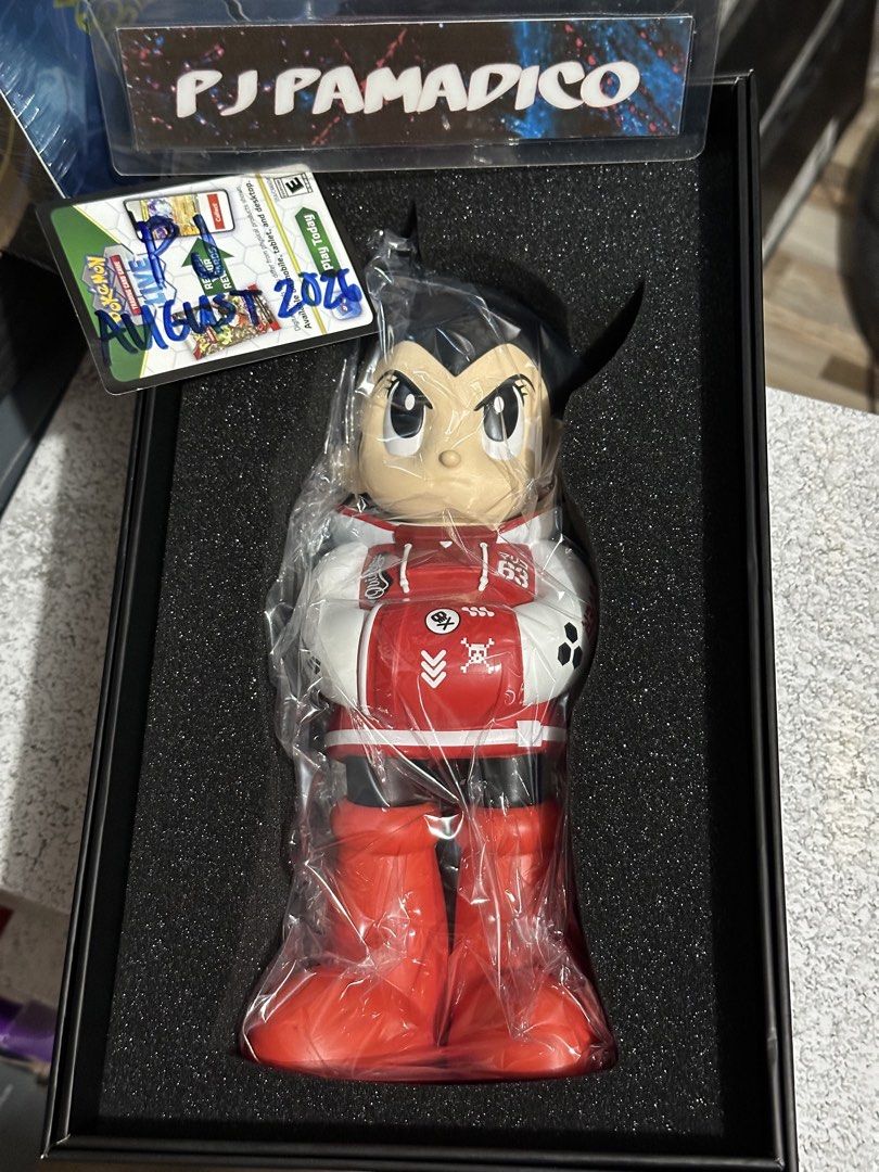 Astro Boy QUICCS (Category: Designer & Blind Box Toys) located in Taguig. Submitted by pjpamadico (Listing ID 1453798226, Image 1). Description: FOR SALE MISB BRAND NEW QUICCS Astro Boy SG Exclusive ₱24,000 Meetup: BGC Taguig / SM Makati / SM Megamall / One Ayala / Glorietta / Greenhills Deliver: Lalamove or LBC.
