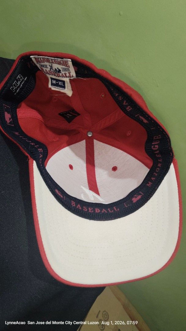 Atlanta Braves MLB Baseball Cap Red M-XL (Category: Caps & Hats) located in Manila. Submitted by rhobin.m08 (Listing ID 1453664086, Image 3). Description: - Red Atlanta Braves baseball cap - Features the iconic 'A' logo on the front - MLB official merchandise - Flexfit technology for a comfortable fit - Size M-XL - Show your team spirit!.