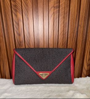 (Category: ) located in . Submitted by luxshoppe88 (Listing ID 1453724067, Image 1). Description: .