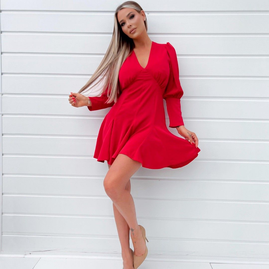 AX Red Large Skater Mini Dress (Category: Dresses) located in Baguio. Submitted by hersheys3984 (Listing ID 1453679825, Image 1). Description: new AX red mini skater dress large size / polyester material 500(firm) + sf / df no cod, no checkout no reservation, first to pay po tayo Location : San Isidro Cainta Rizal For pick up nlng if malapit lng kayo Kayo bahala magbook Mop : gcash only Courier : j&t express only Shipping fee / delivery fee will 
