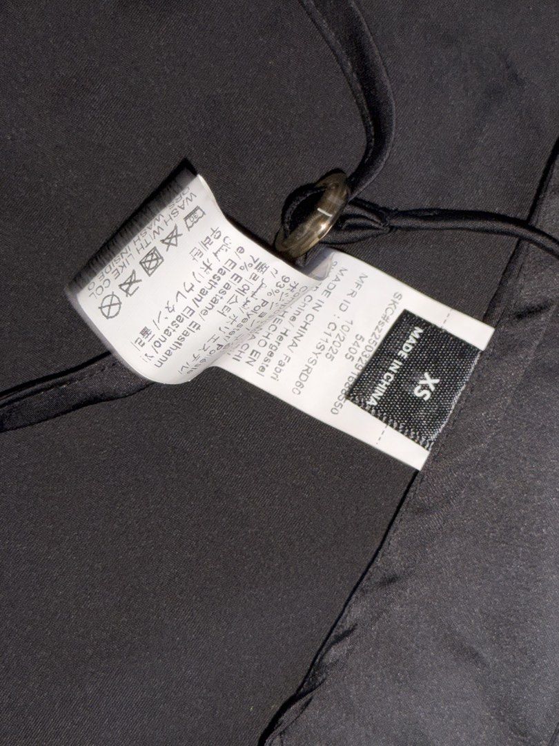 Black Backless Satin Halter Neck Top XS (Category: Sleeveless) located in Manila. Submitted by afyuuu_ (Listing ID 1453784771, Image 3). Description: - No when worn - XS.