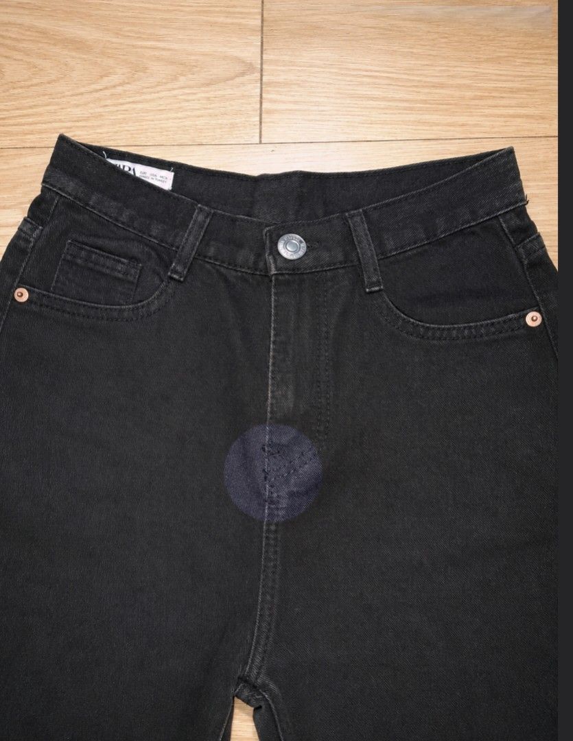 Black High-Waist Straight Jeans (Category: Jeans) located in Quezon City. Submitted by beloved_jeans_jooyaa (Listing ID 1453708819, Image 2). Description: Dm po for more info and measurements of the jeans..