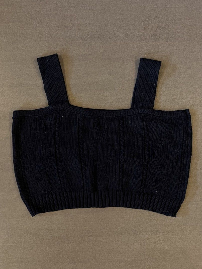 Black Knit Crop Top with Straps XS Stretchable (Category: Sleeveless) located in Manila. Submitted by happyshark-bb5753 (Listing ID 1453683060, Image 1). Description: can meet-up bulacan/manila.