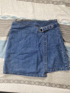 (Category: ) located in . Submitted by rie098 (Listing ID 1453695456, Image 1). Description: .